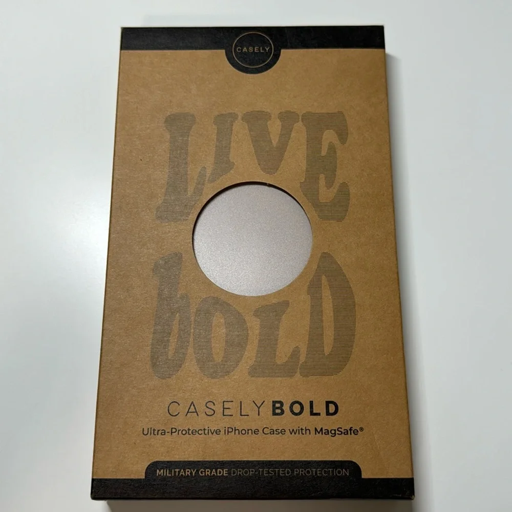 Casely bold iPhone 13 pro max case new in box Nude color